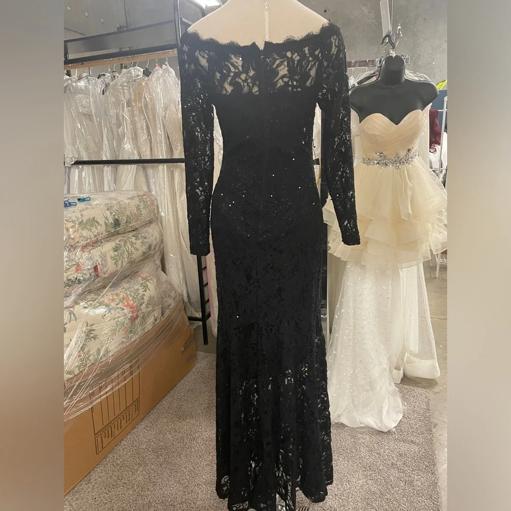 Decode Dress - Picture 4 of 7